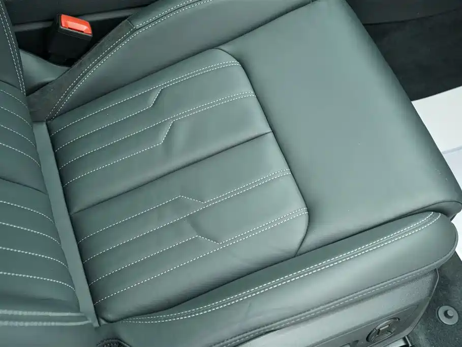 Audi A6L 2019 45 TFSI quattro Exclusive Elegance фото 23