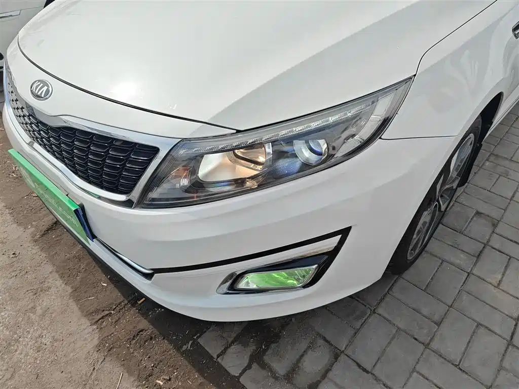 Kia K5 2014 2.0L Automatic LUXURY фото 3