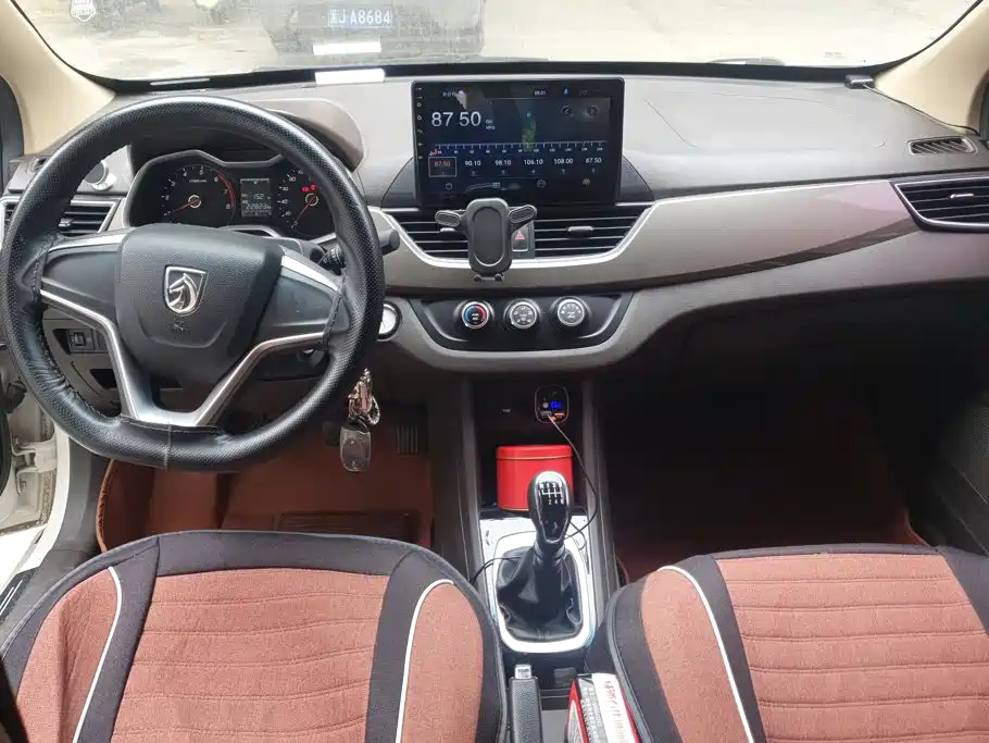 Baojun 310W 2020 2017 1.5L Manual Comfort China V