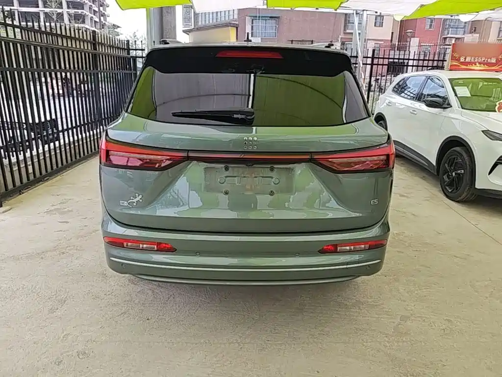 Landian E5 2024 2023 1.5L DE-i 100KM Enjoyment 7-seater