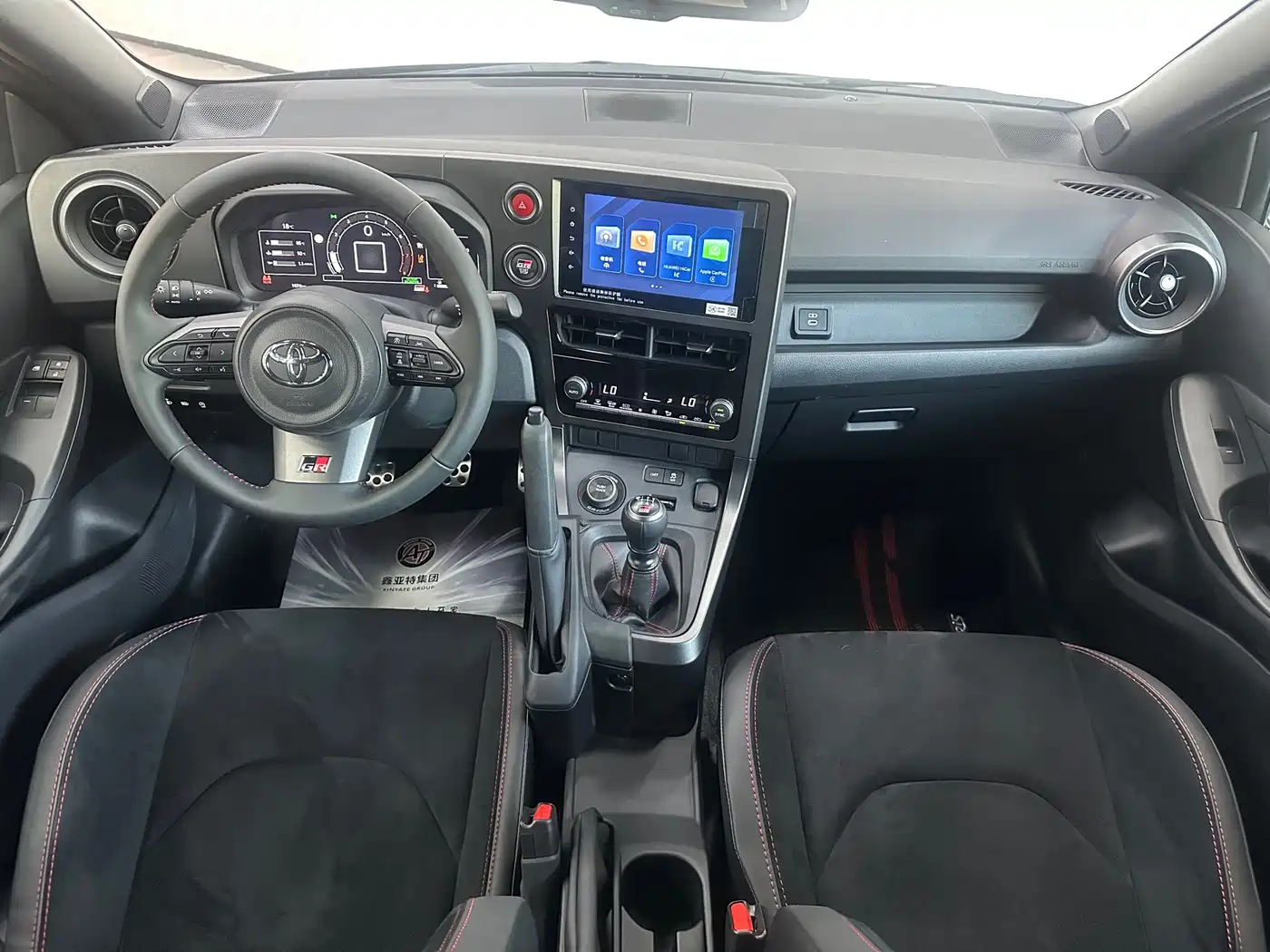 Toyota GR YARIS 2024 GR Evolution Edition фото 24