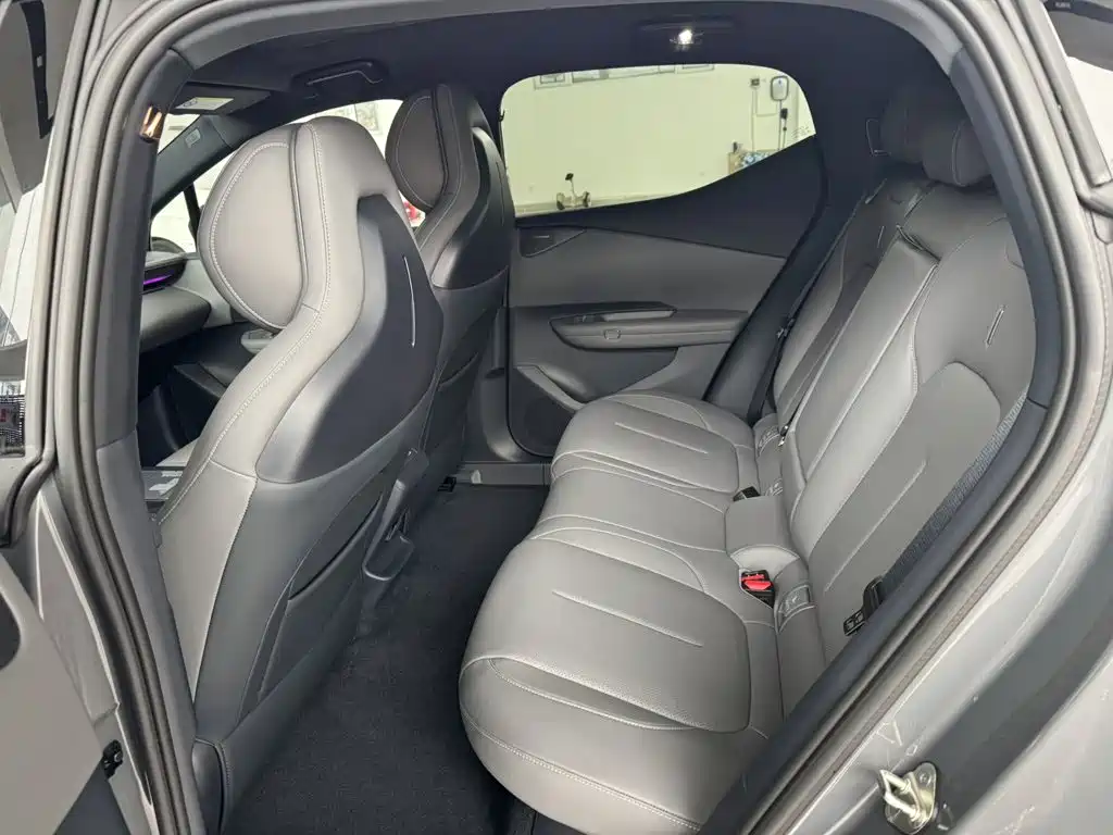 Lynk & Co Z20 2026 2025 530km RWD Max