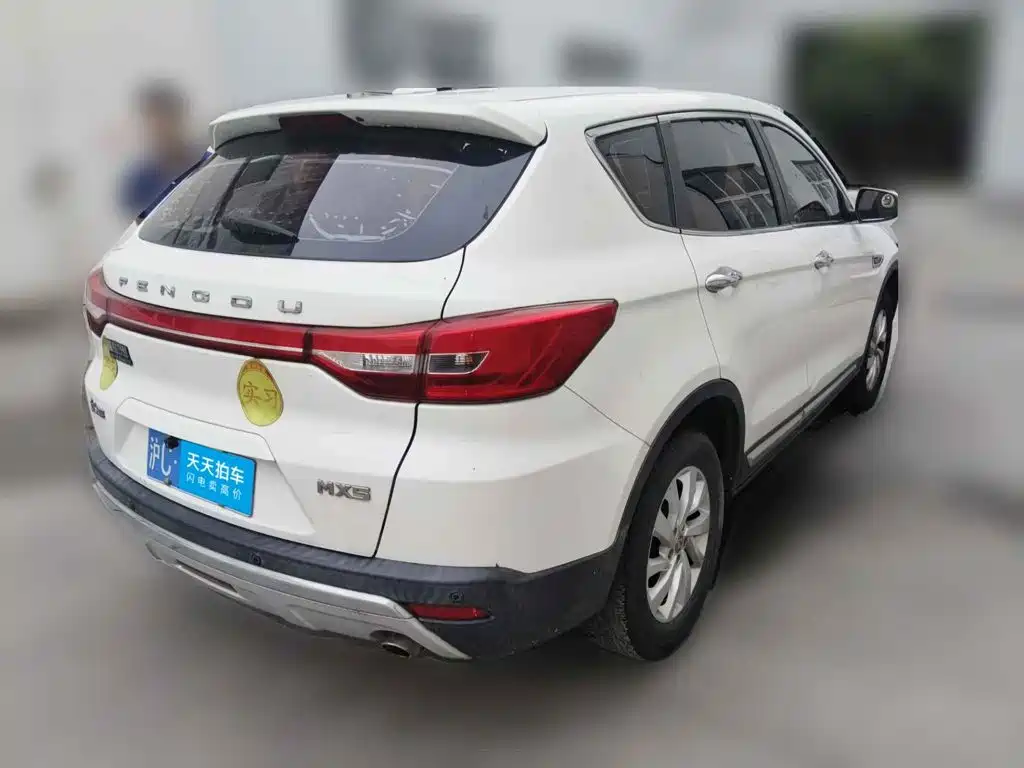 Dongfeng Fengdu MX5 2018 2016 1.4T Manual Fashion Edition