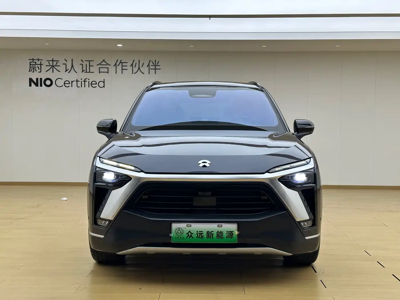 NIO ES8 2022 2020 580KM 6-Seater