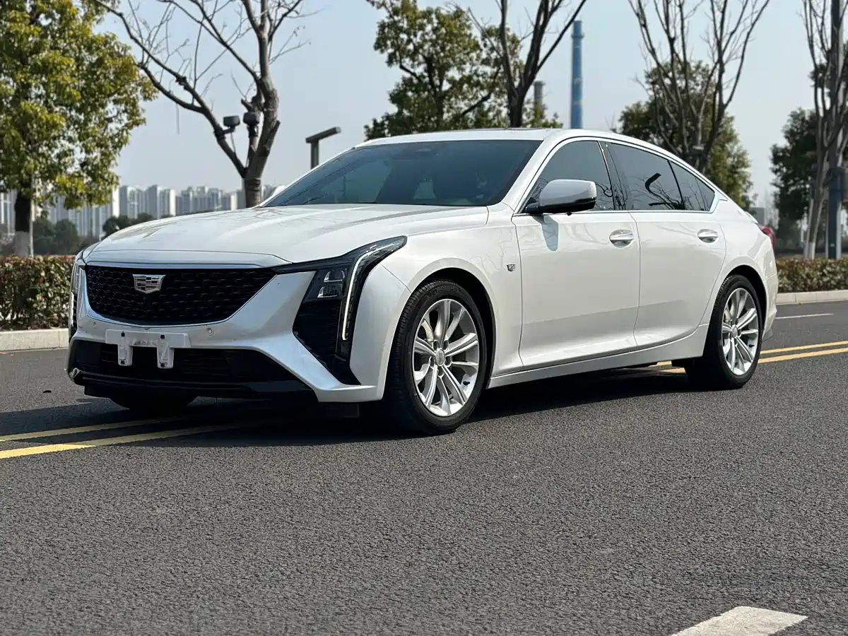 Cadillac CT5 2024 28T Luxury Model Pro