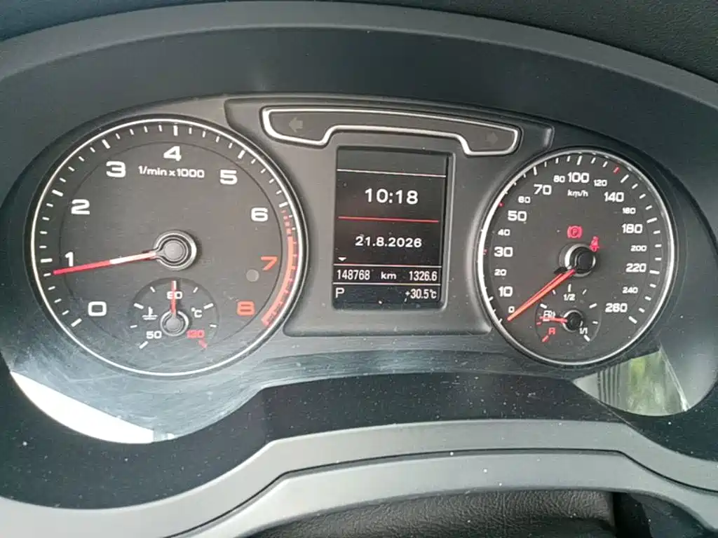 Фото 12 - Audi Q3