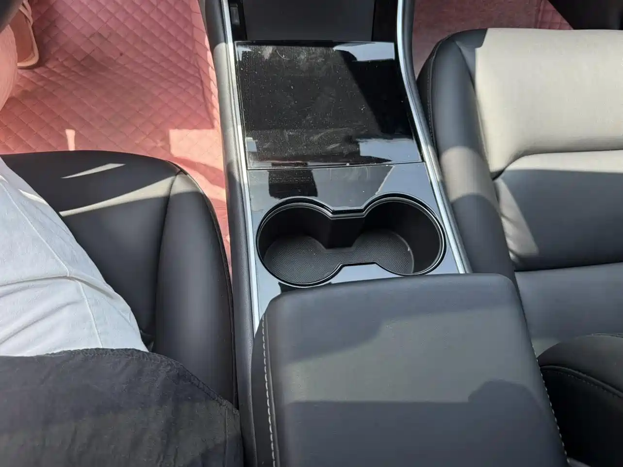 TESLA MODEL 3 (IMPORTED)