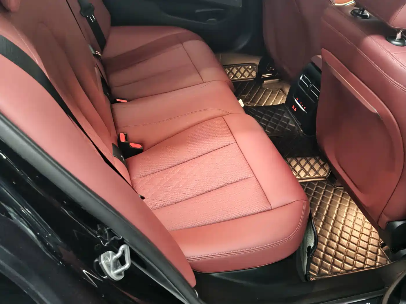 Фото 9 - BMW 3 Series