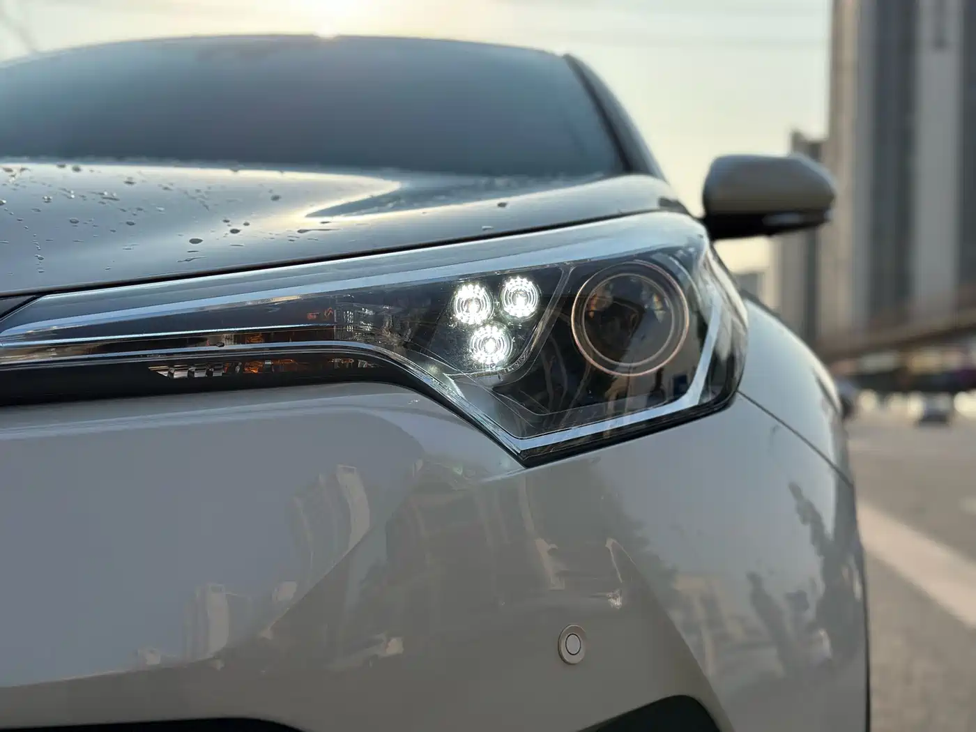 Toyota C-HR 2020 2020 Model 2.0L Leading