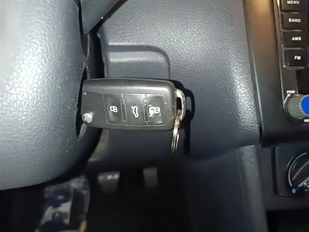 Volkswagen Polo 2016 1.4L Manual Trend фото 9