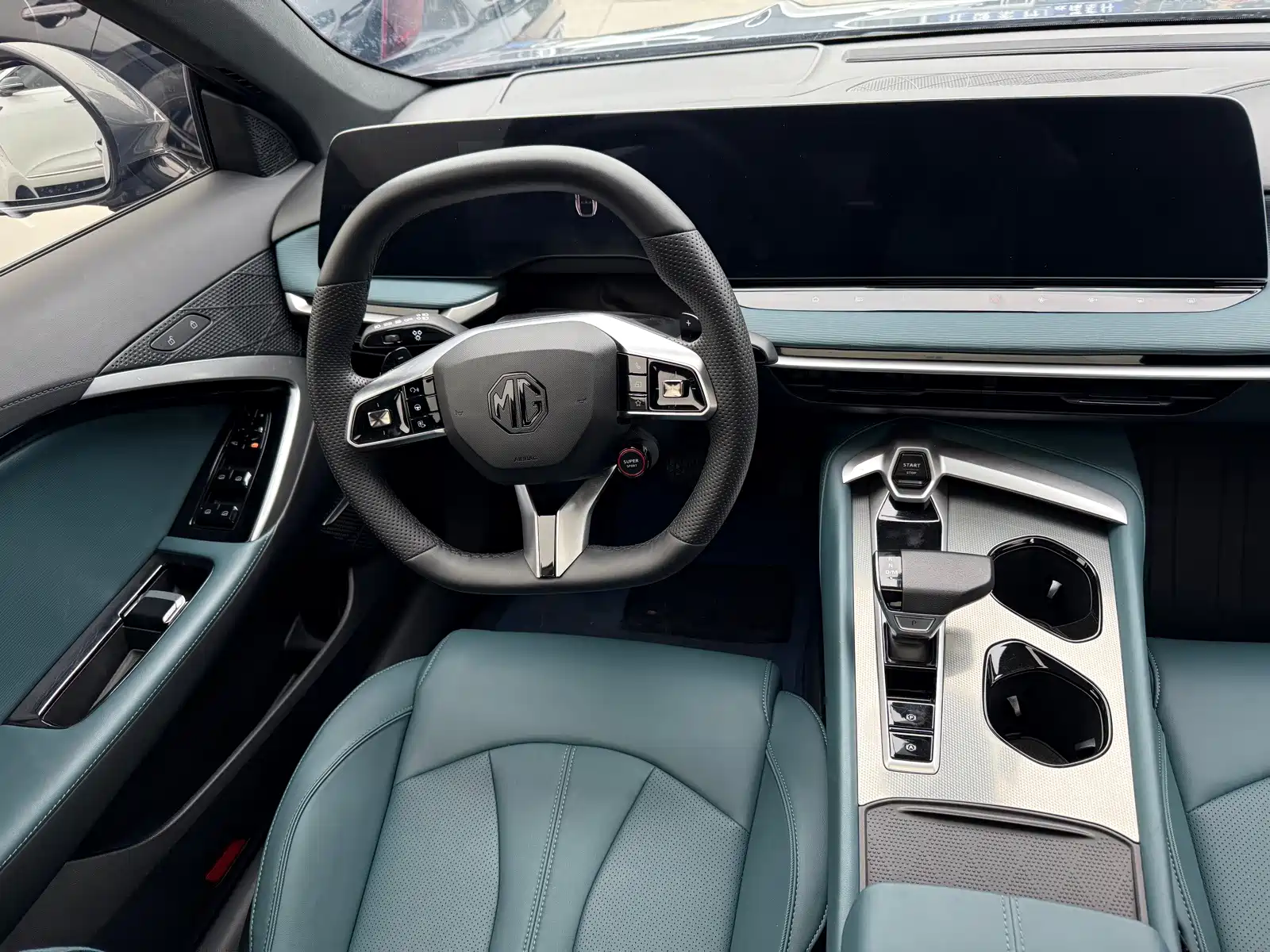Фото 7 - MG MG7