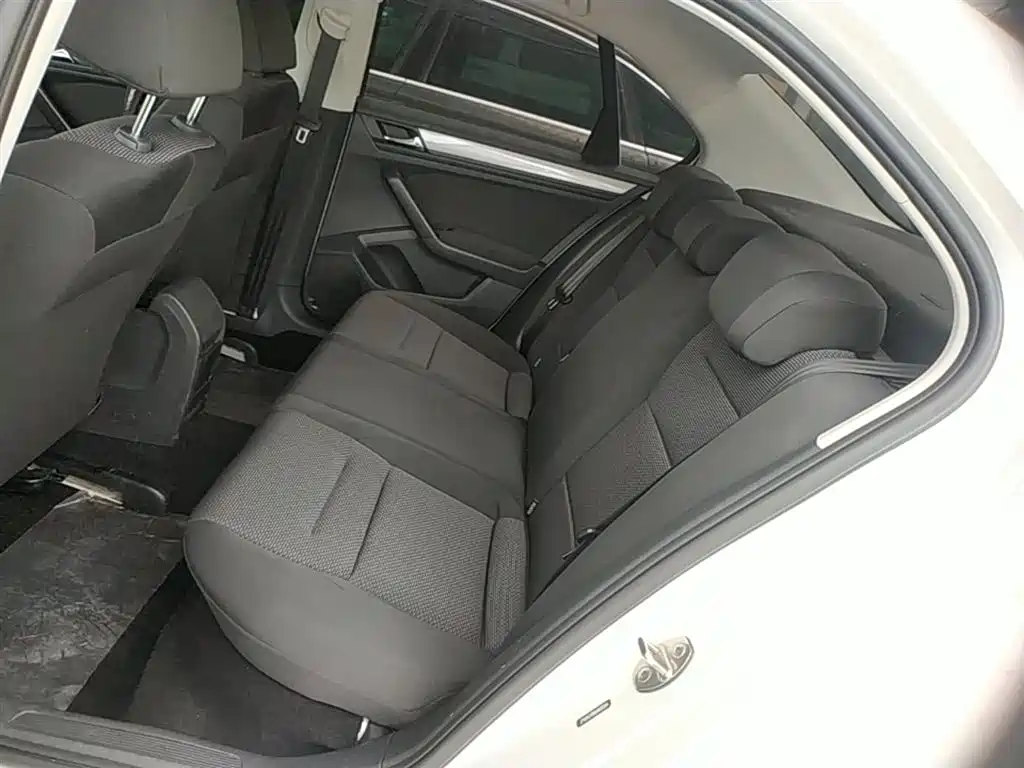 Volkswagen Bora 2019 Facelift Bora Legend 1.5L Automatic Fashion Type China VI фото 17