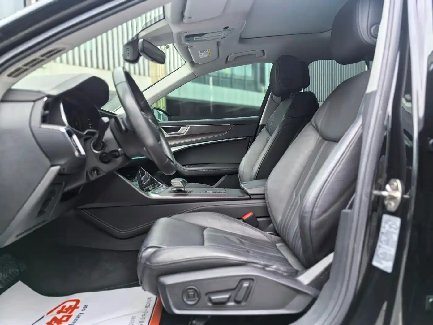 Фото 3 - Audi A6L