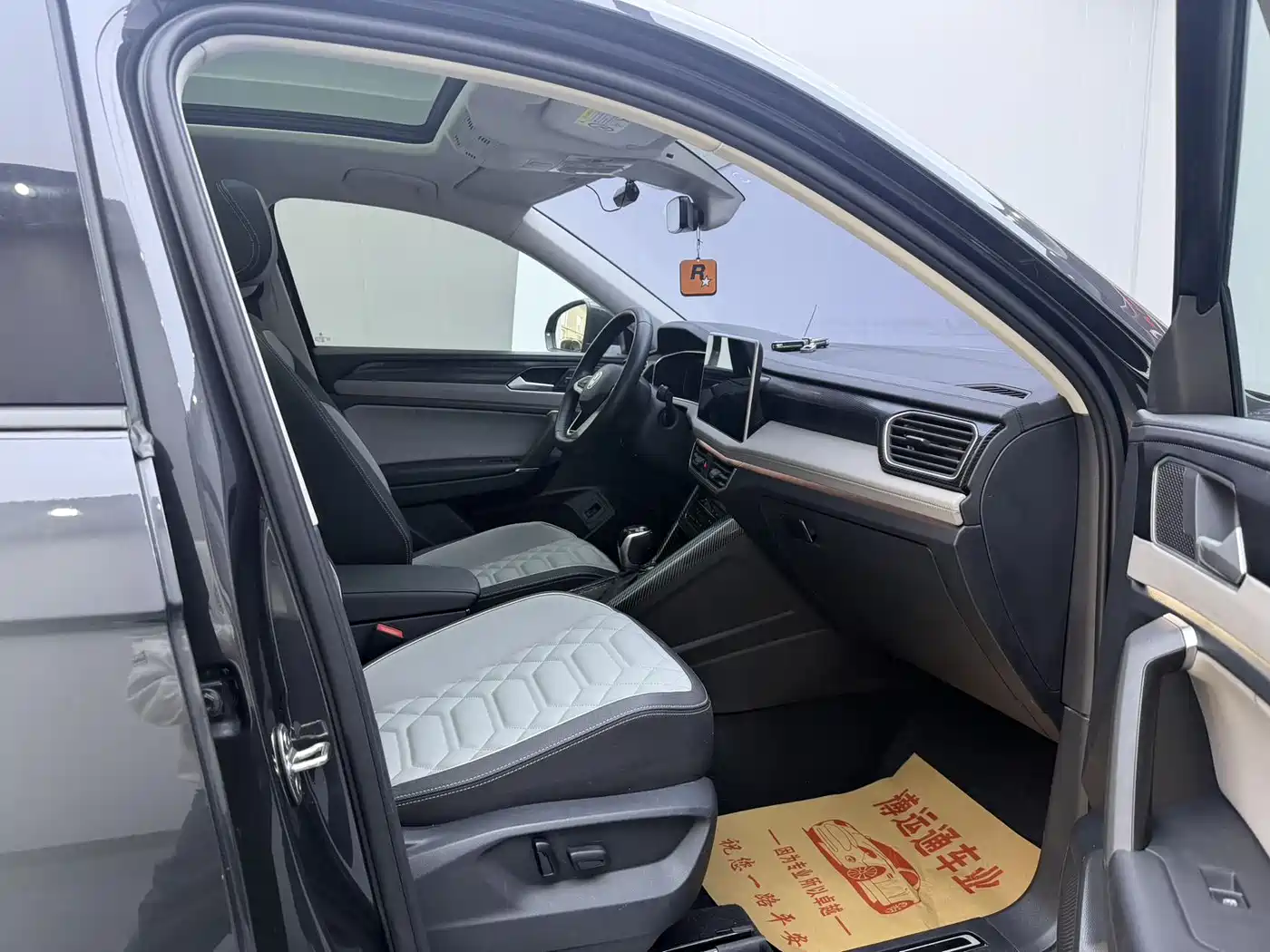 Volkswagen Tayron 2023 280TSI 2WD Luxury Plus Advanced Edition фото 8