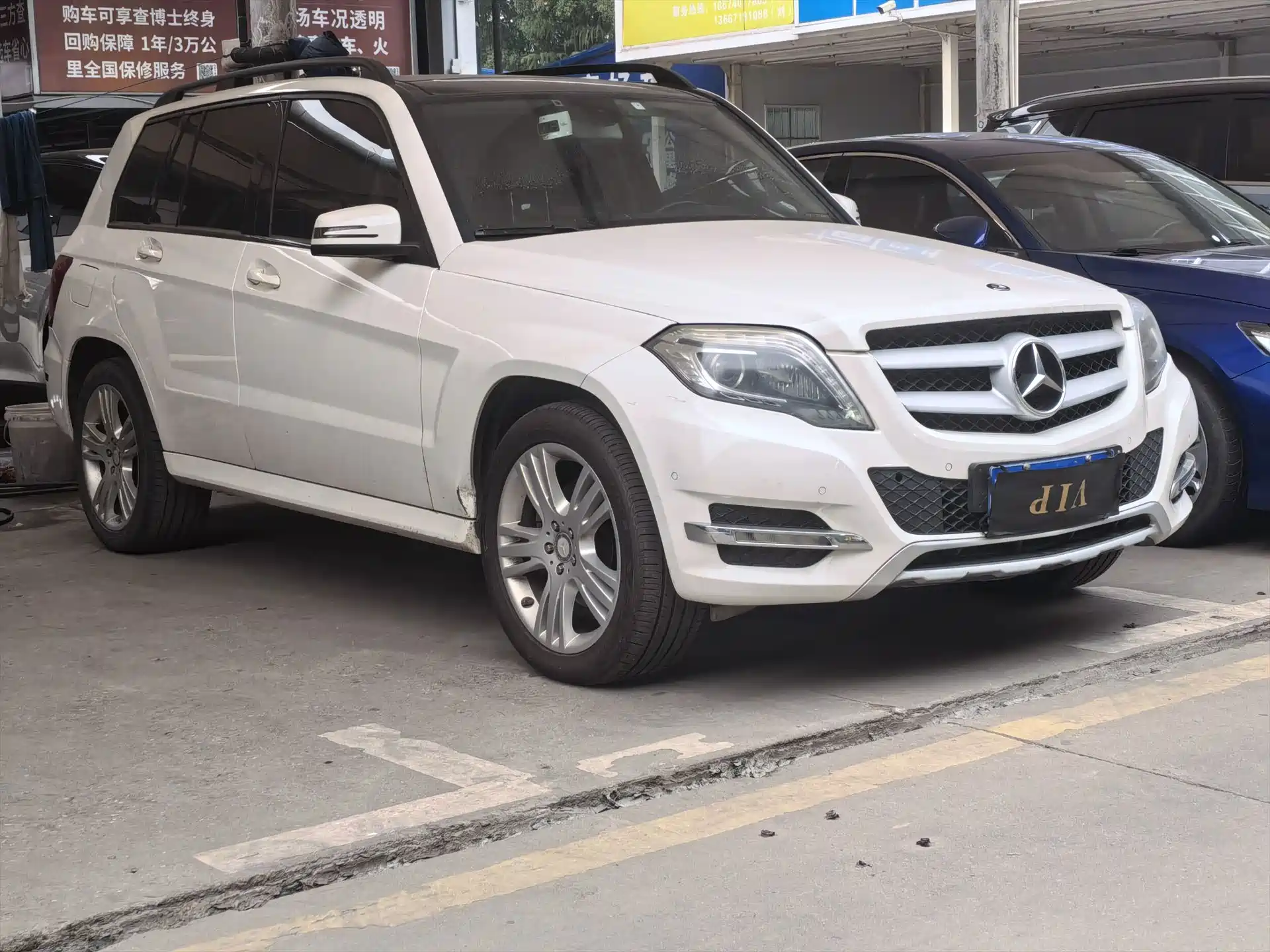 Photo 3 - Mercedes-Benz GLK-Class