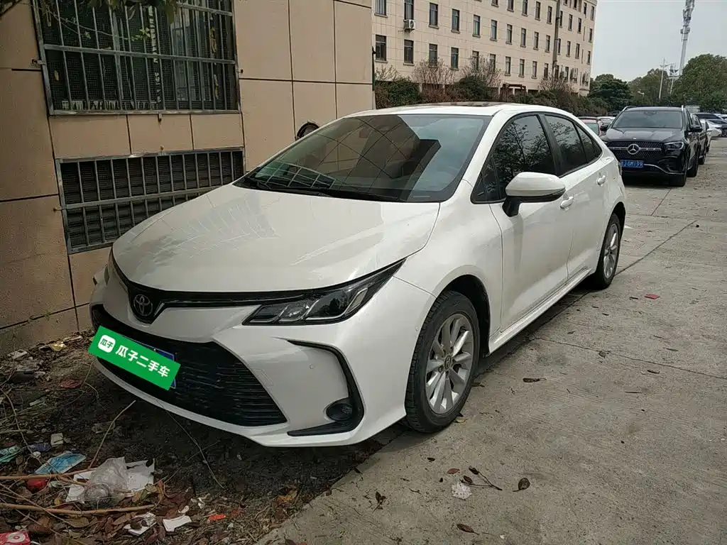 Toyota Corolla 2021 1.2T S-CVT Elite PLUS Edition фото 2
