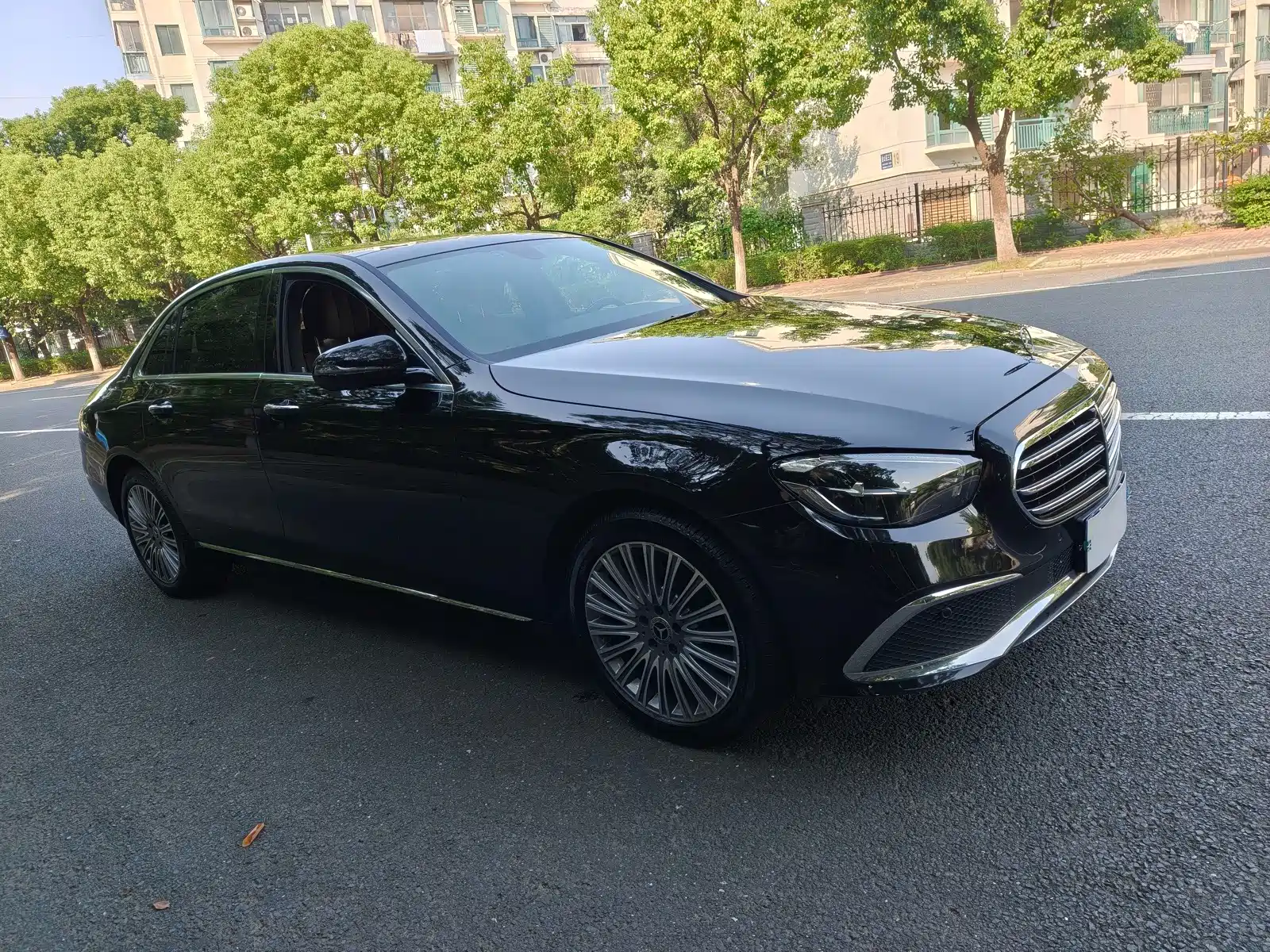 Photo 4 - Mercedes-Benz E-Class