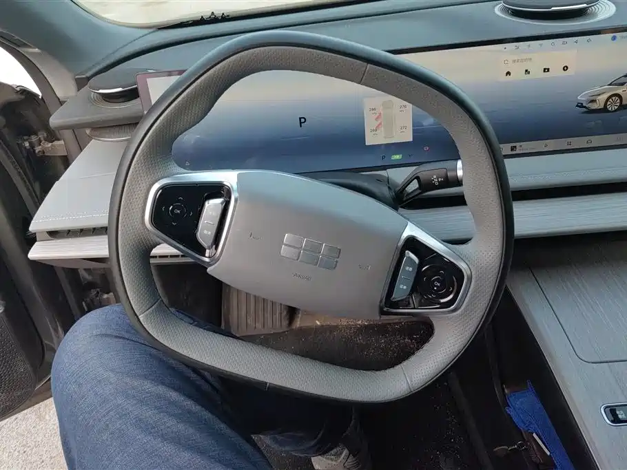 GEELY GALAXY GALAXY E8