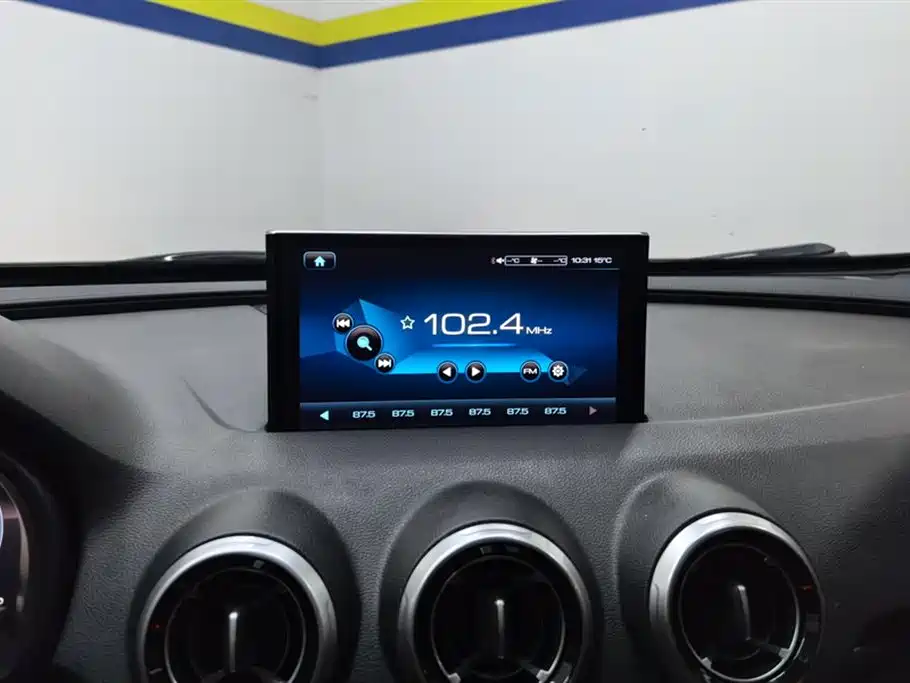 WEI PAI WEI BRAND VV7