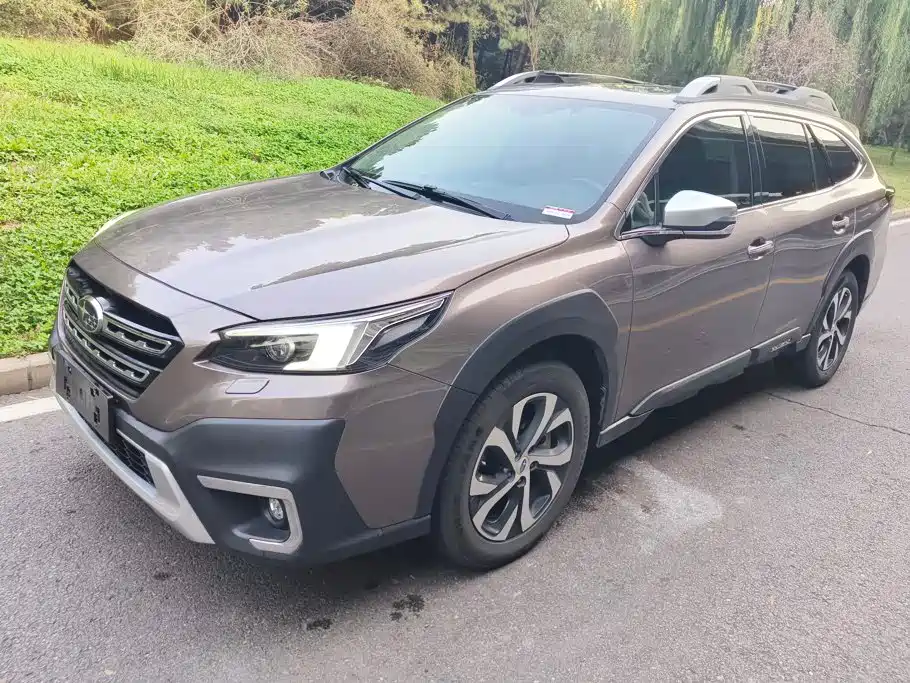Photo 1 - Subaru Outback
