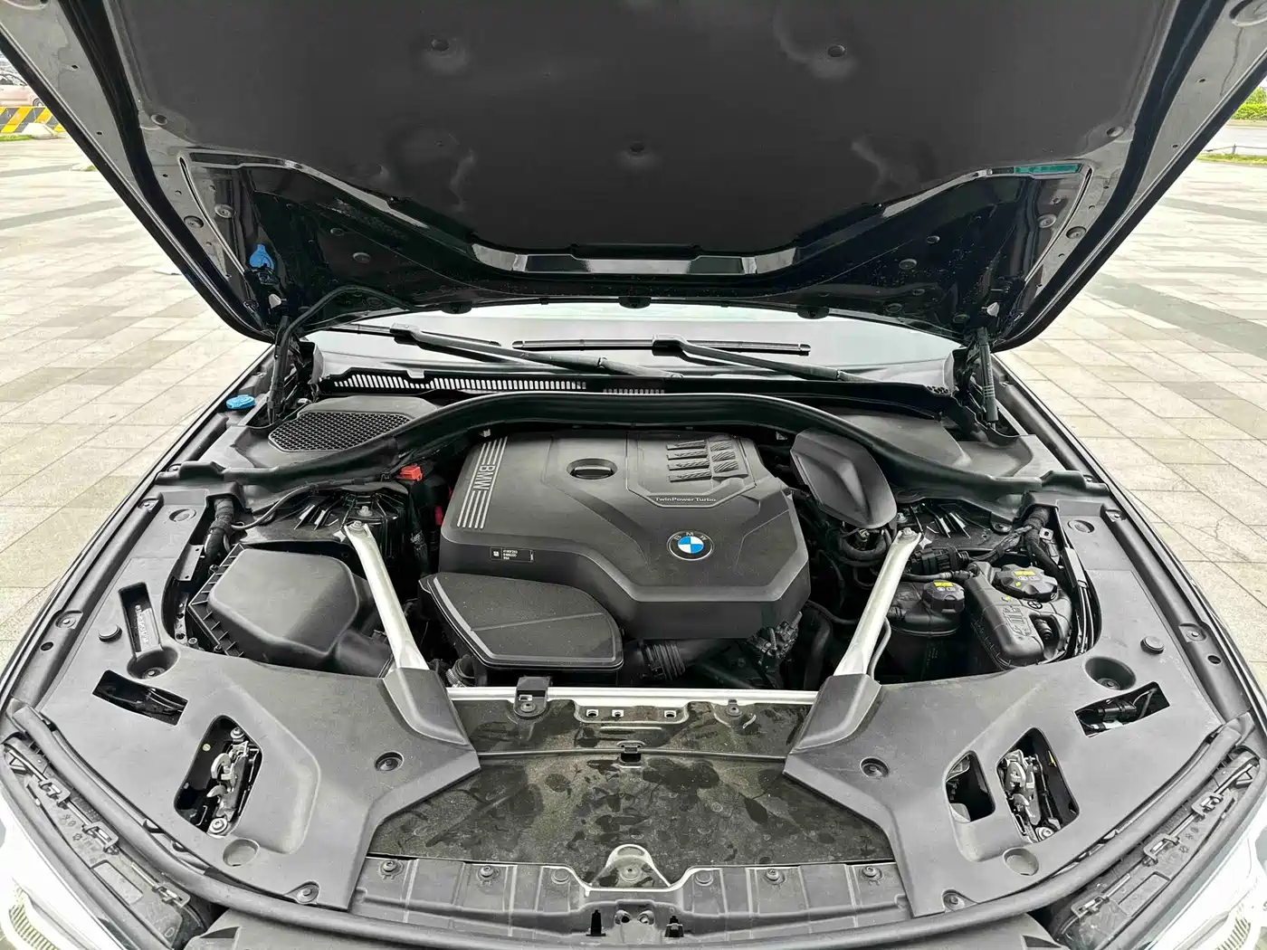 BMW 5 Series 2021 530Li Leading M Sport Package фото 31