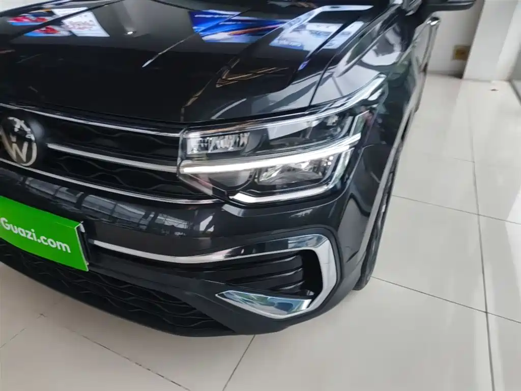 Volkswagen Tharu 2023 300TSI 2WD Bright Moon Edition фото 24
