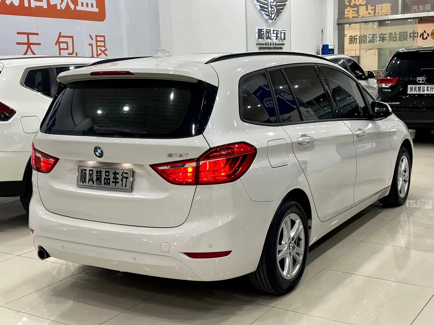 BMW 2 Series Gran Tourer 2015 218i Leading фото 5