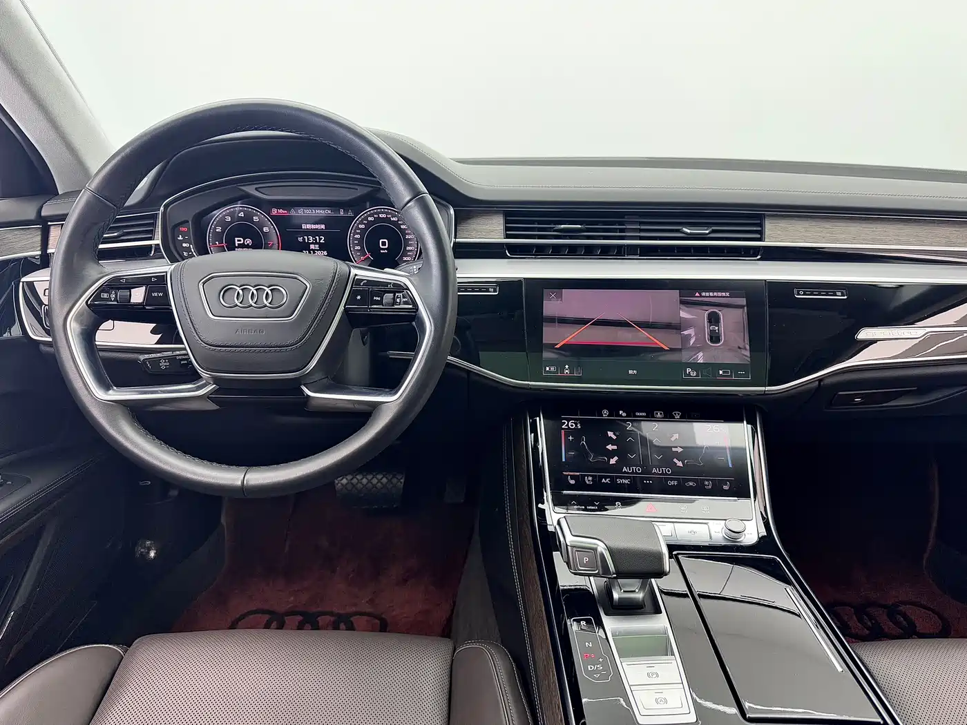 AUDI A8