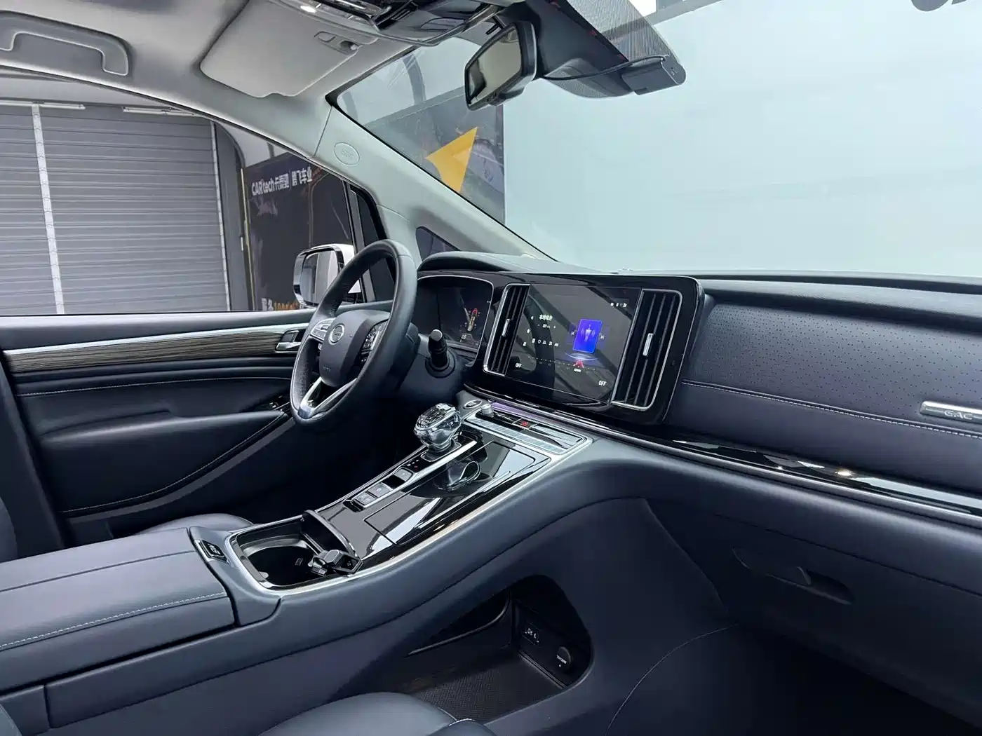 GAC Trumpchi Trumpchi M8 2021 Leading Show Series 390T Prestige Edition фото 8