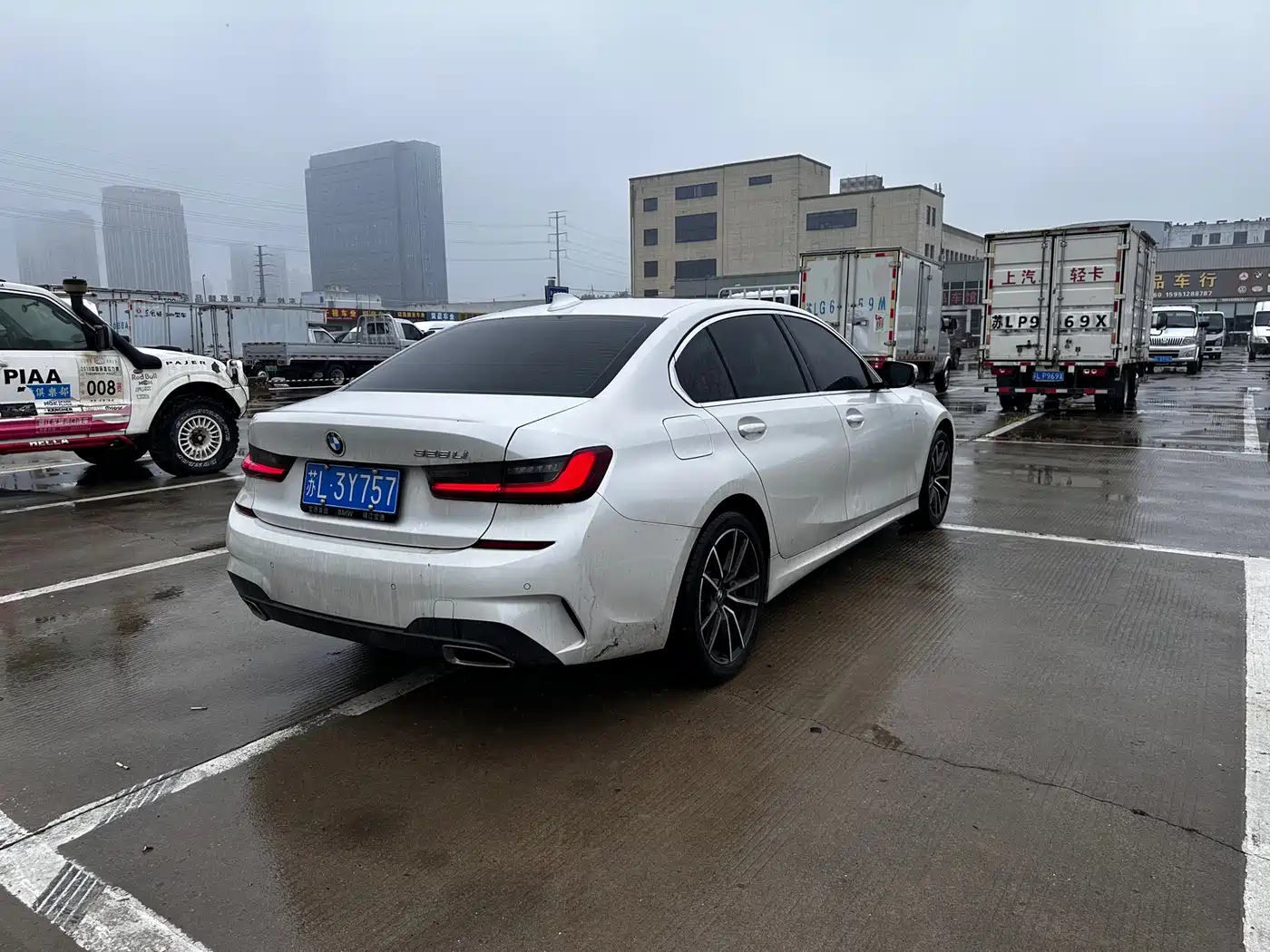 BMW 3 Series 2022 325Li M Sport Package фото 4