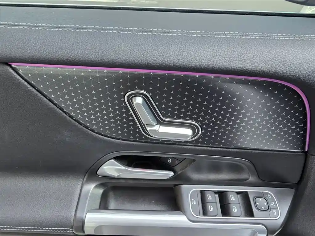 Mercedes-Benz GLB 2024 GLB 220 Dynamic фото 18