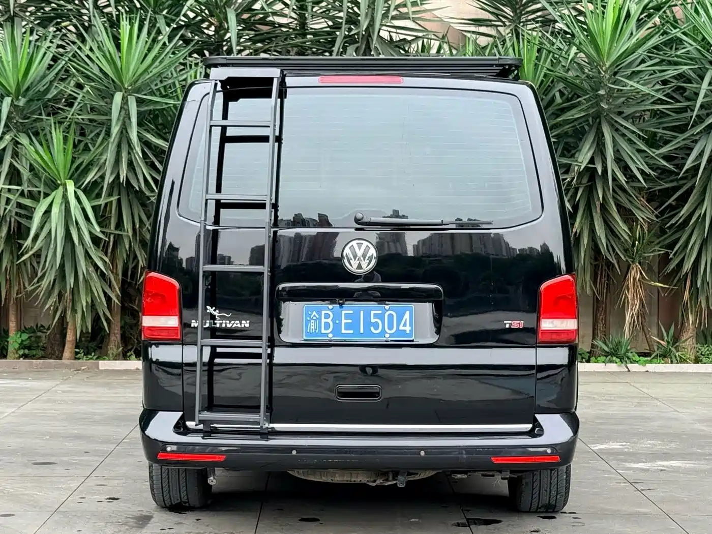 Фото 3 - Volkswagen Multivan