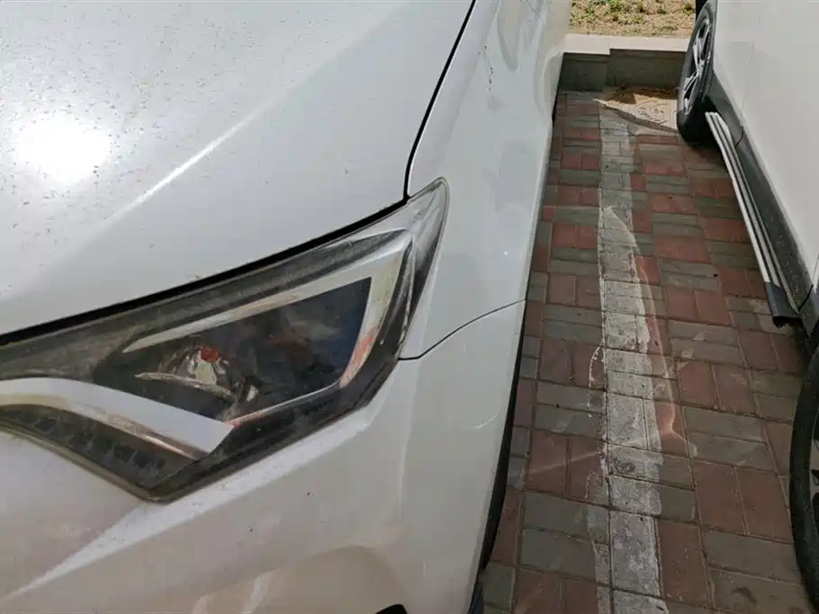 TOYOTA RAV4 RONGFANG