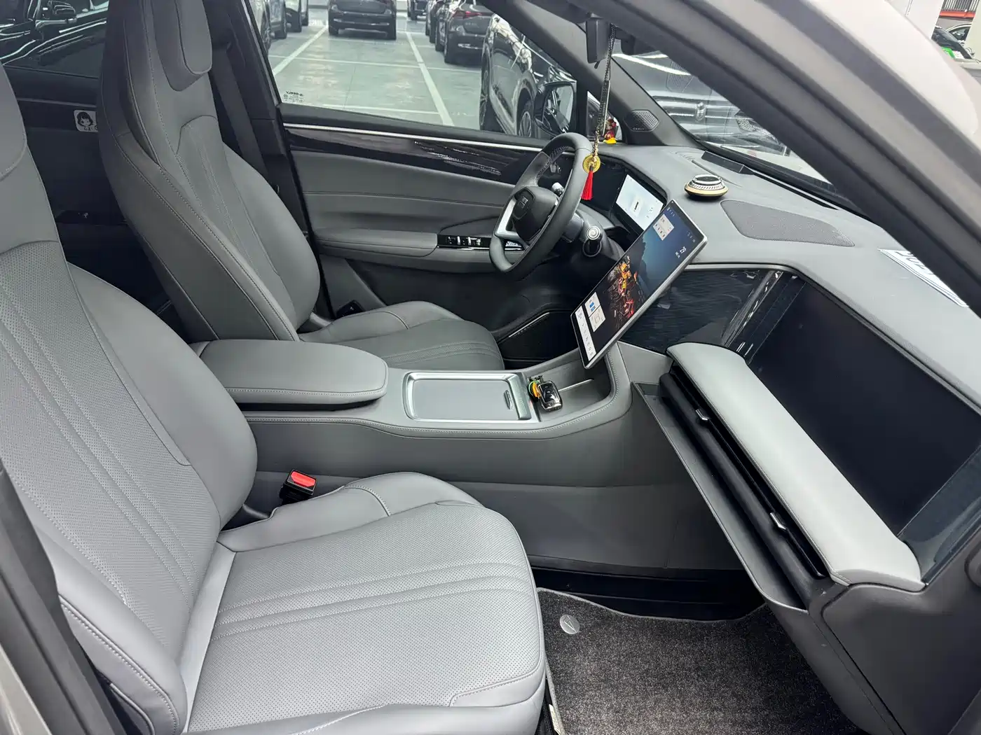 Geely Galaxy Galaxy L7 2025 2025 EM-i 115km Explorer Edition