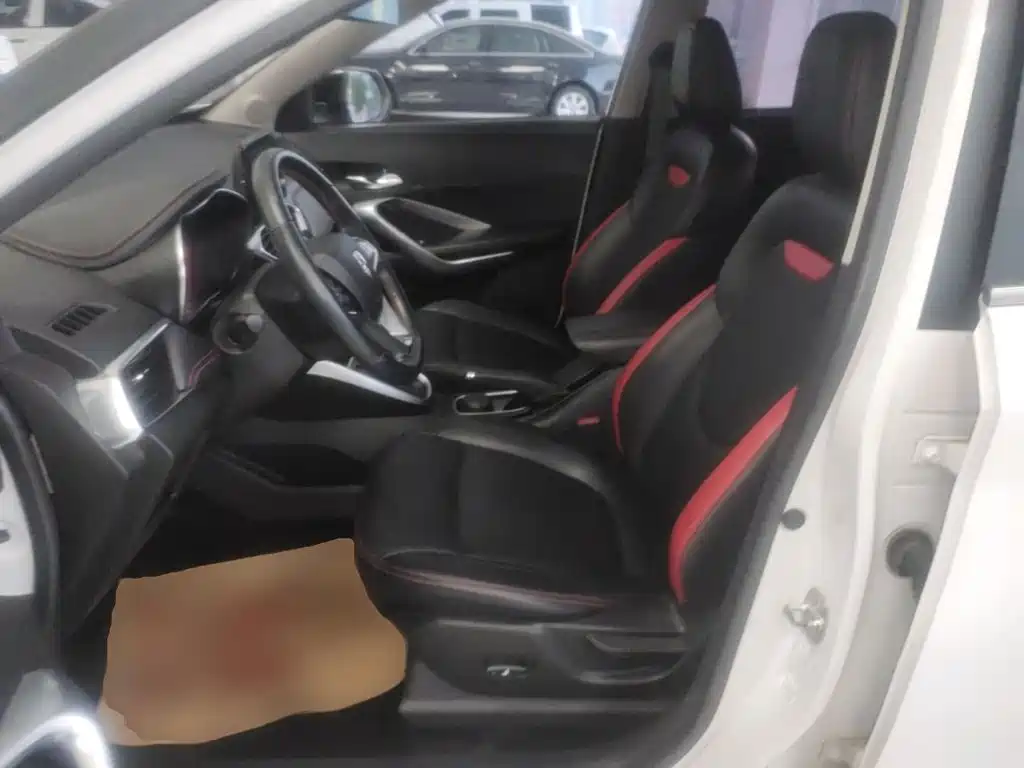صورة 15 - Baojun 510