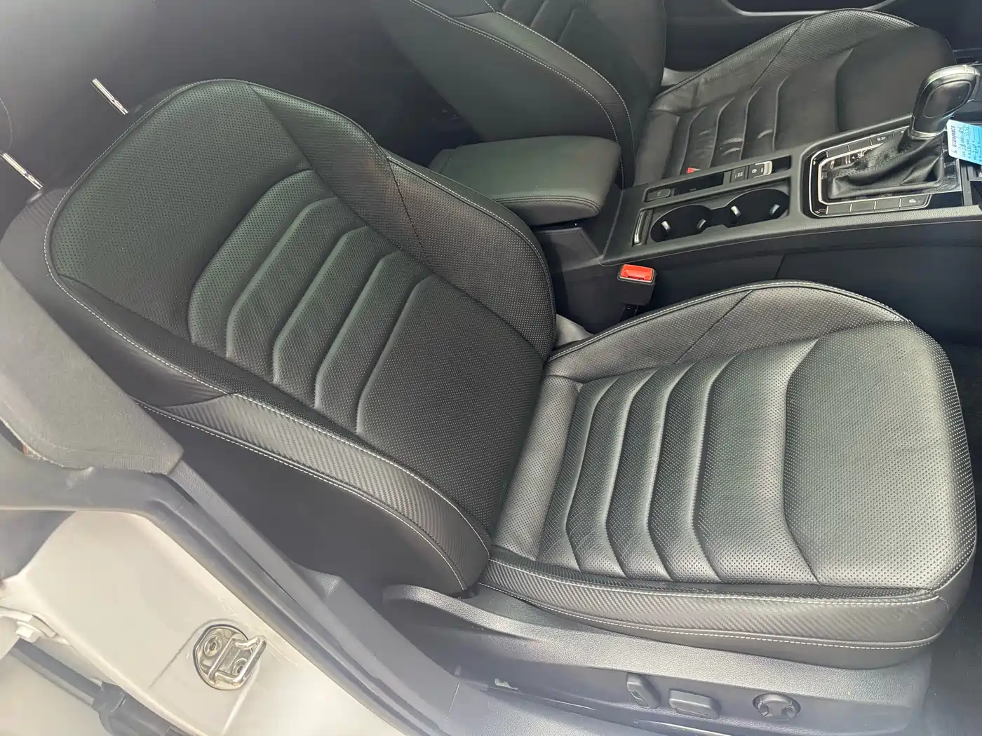 Volkswagen FAW-Volkswagen CC 2019 330TSI Charming Appearance (China V) фото 14