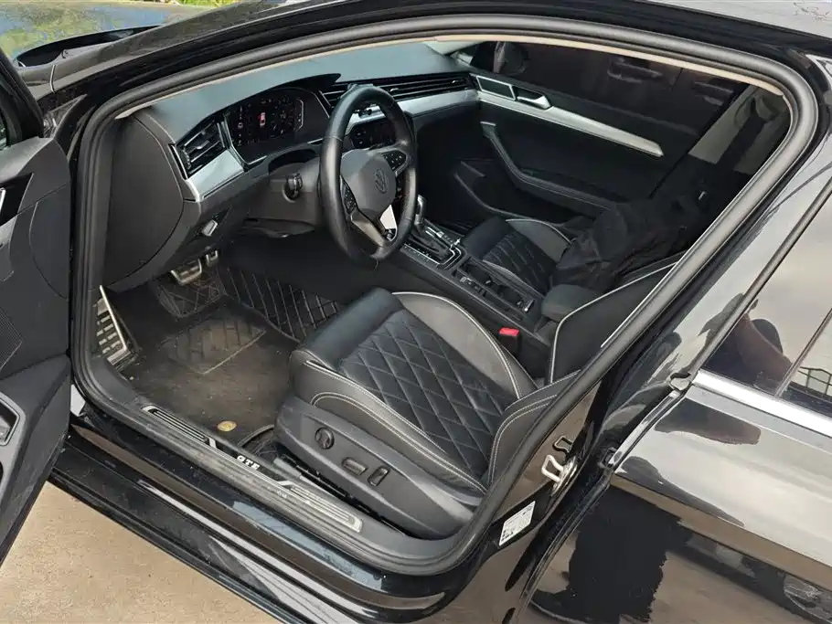 Volkswagen Magotan GTE Plug-in Hybrid 2022 GTE Luxury фото 9