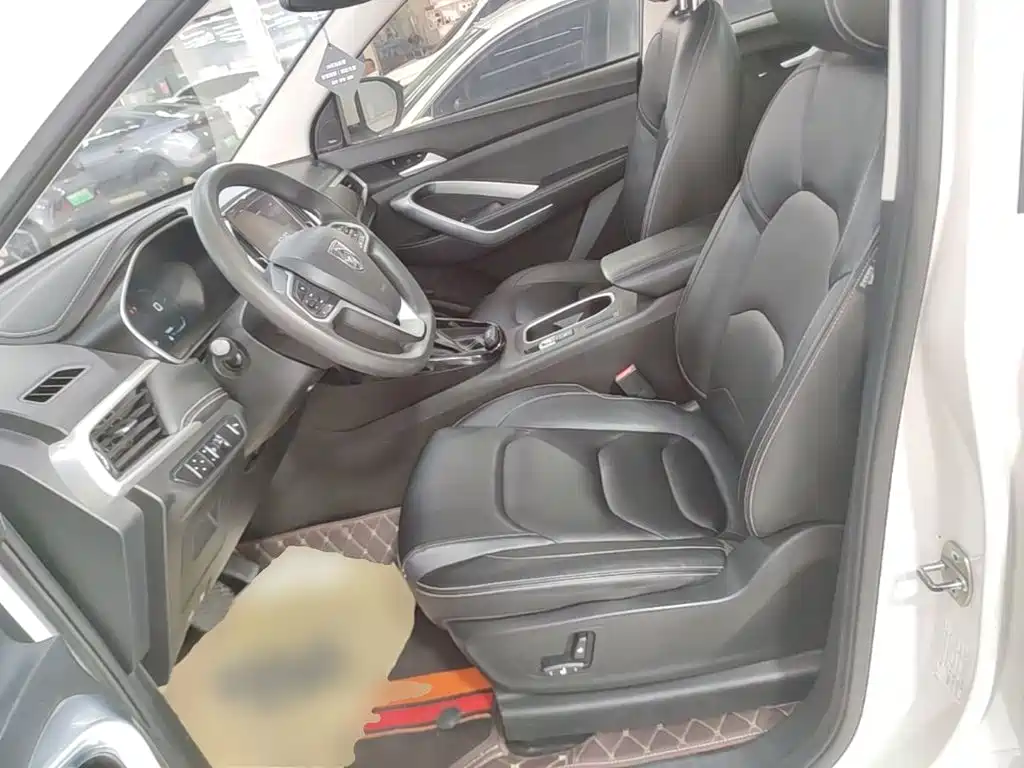 Baojun 530 2020 2020 1.5T CVT Prestige Connect 6-Seater