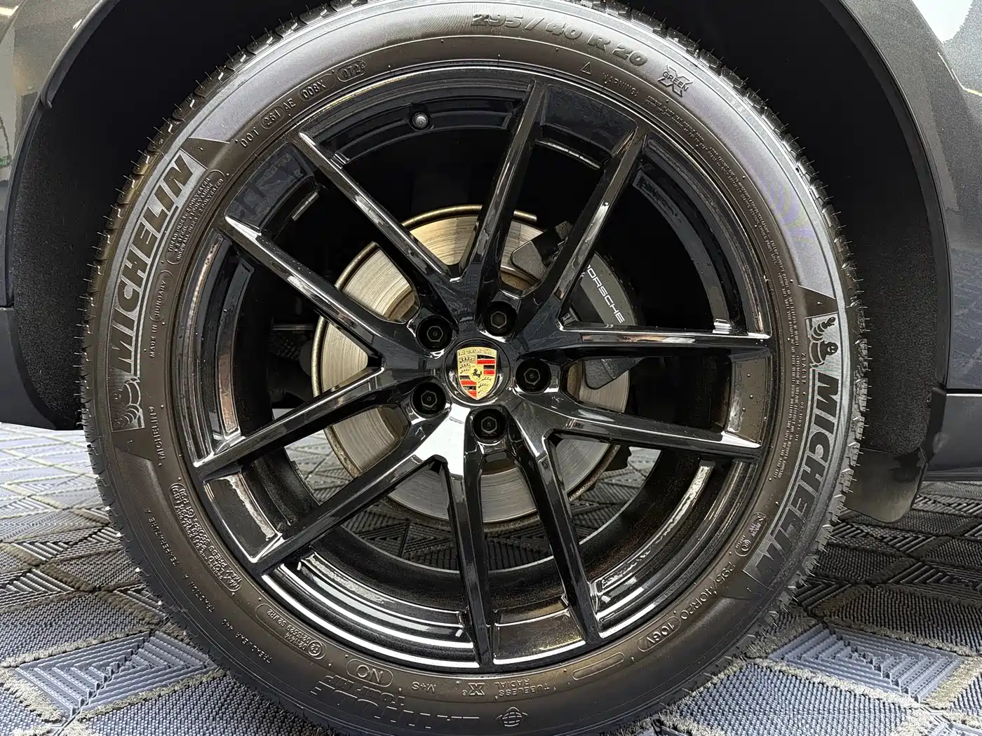 Porsche Macan 2024 Macan 2.0T фото 3