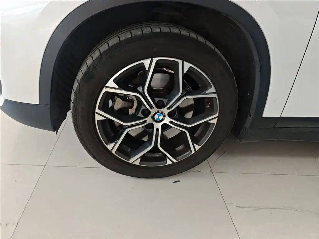 BMW X1 2020 sDrive25Li Leading Model фото 25