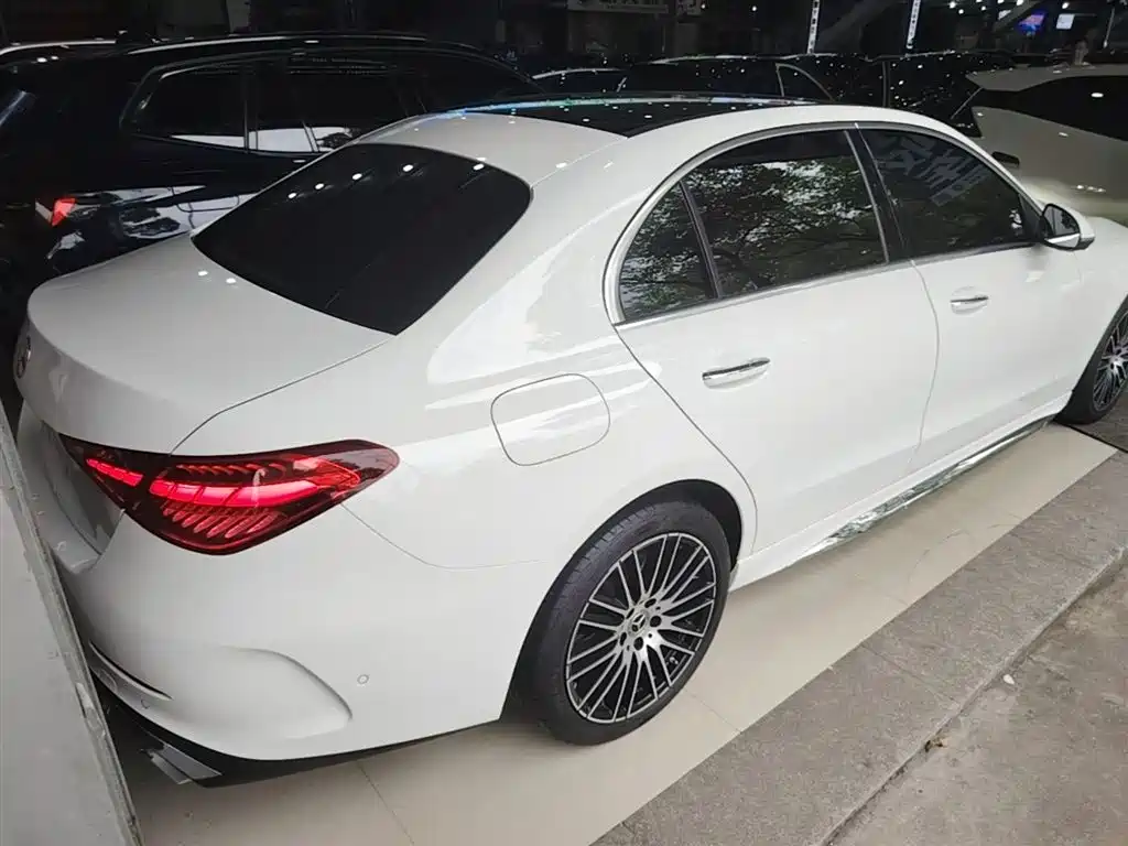 Mercedes-Benz C-Class 2023 Facelift C 260 L Sport Edition фото 7
