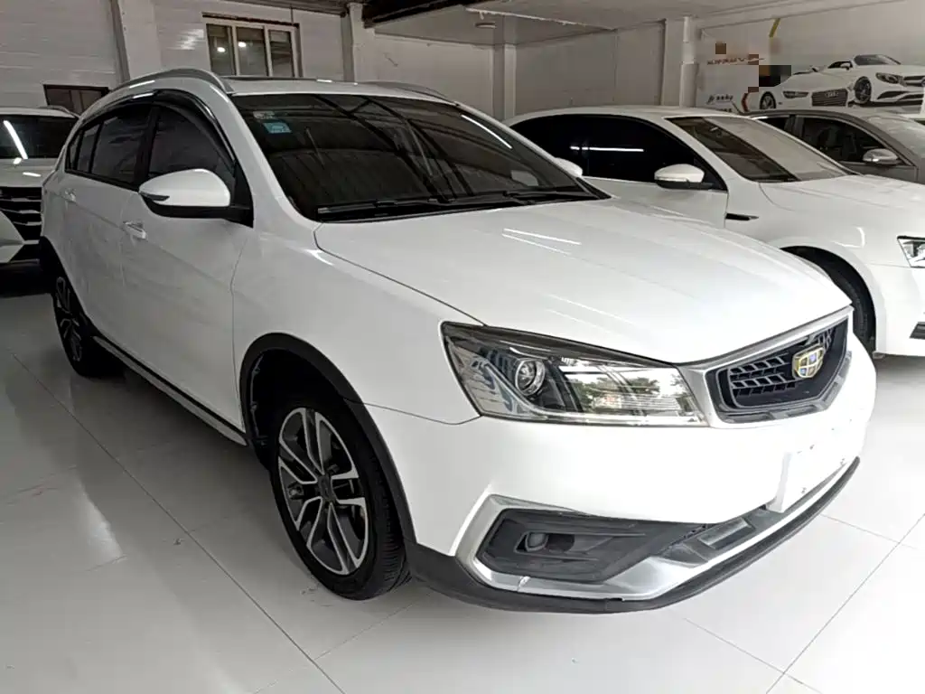 Фото 4 - Geely Vision S1