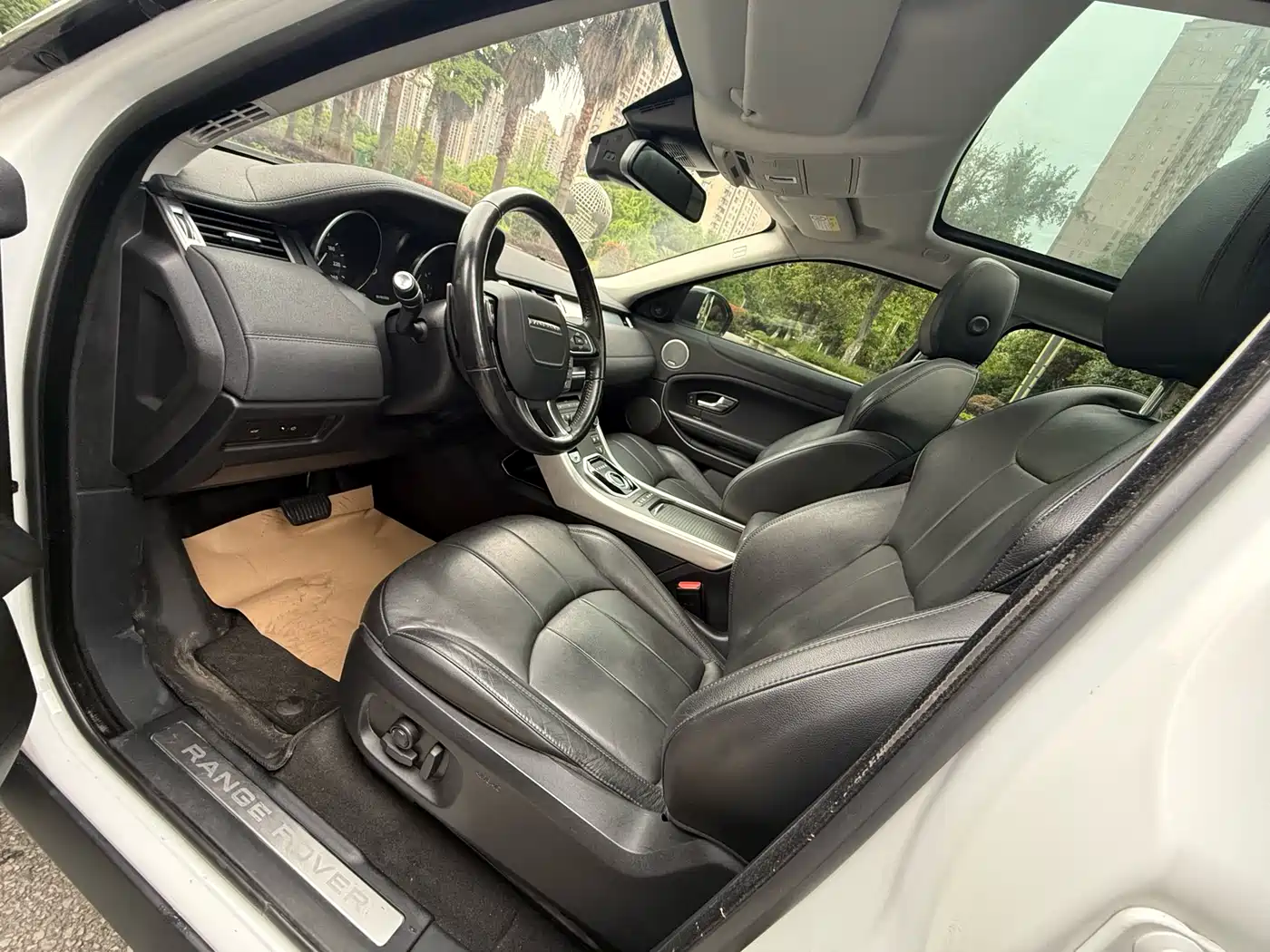 Land Rover Range Rover Evoque 2018 240PS SE Smart Edition фото 10