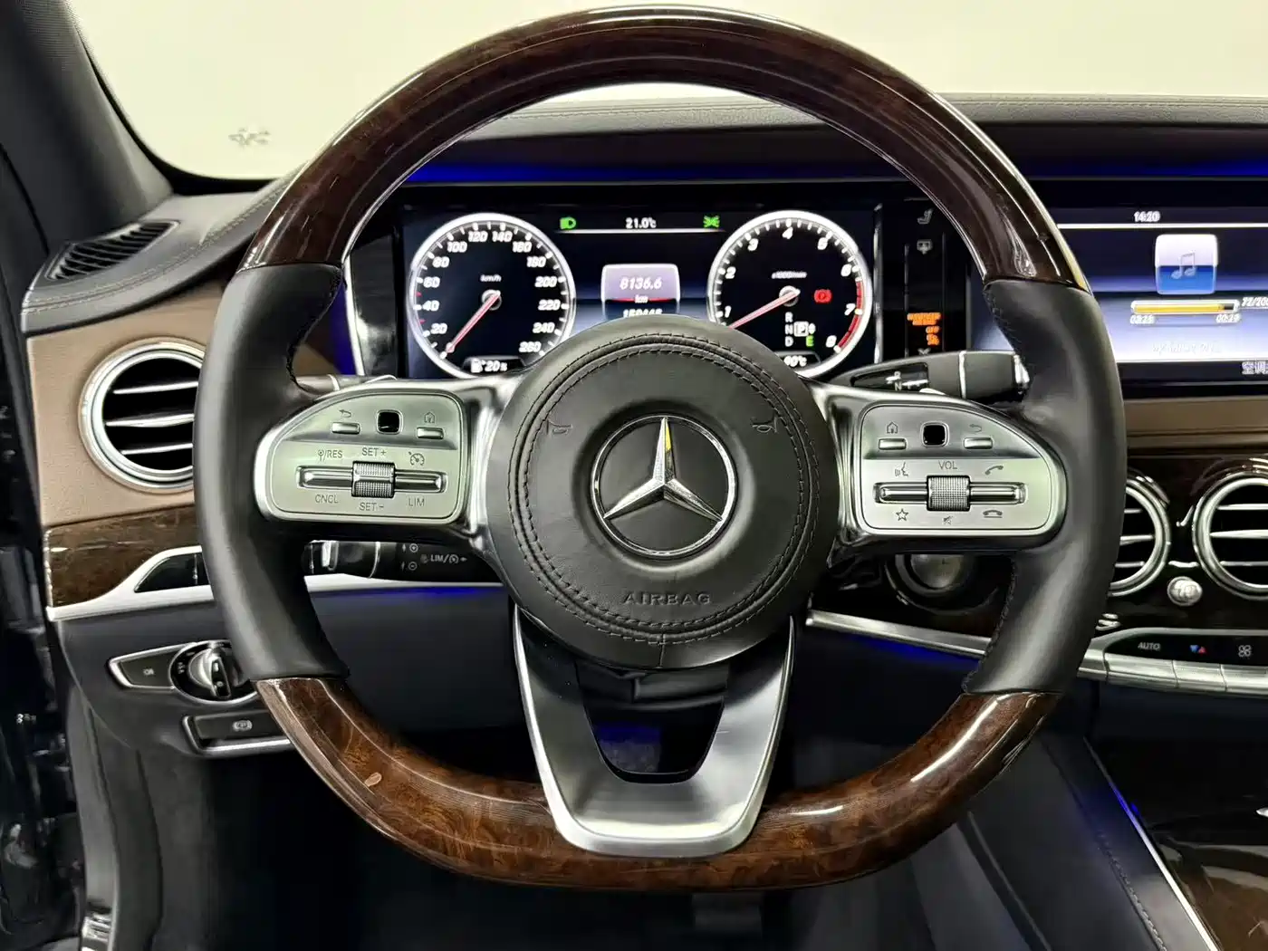 Mercedes-Benz Maybach S-Class 2016 S 400 4MATIC фото 18