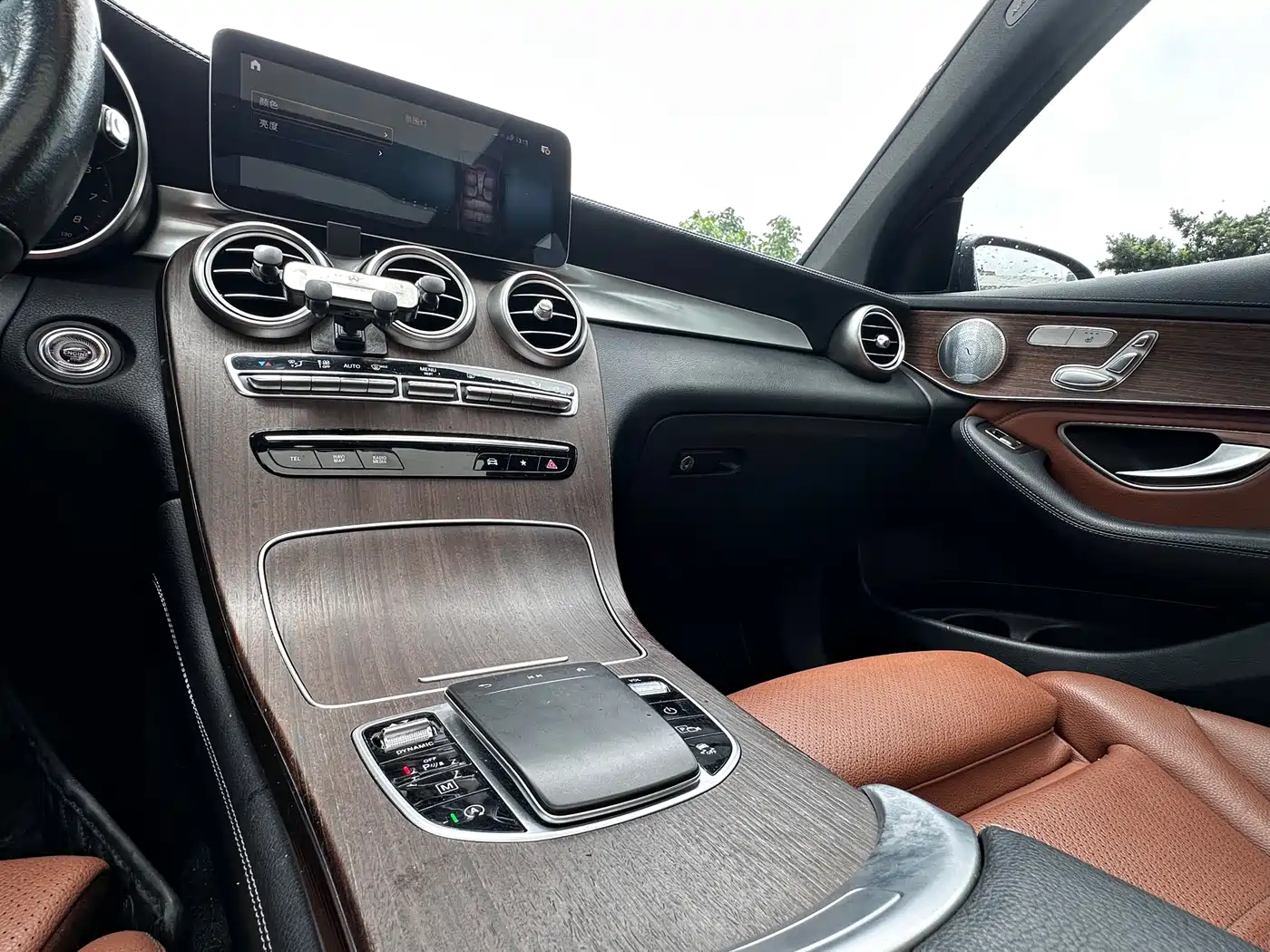 Mercedes-Benz GLC 2020 GLC 300 L 4MATIC Luxury фото 15
