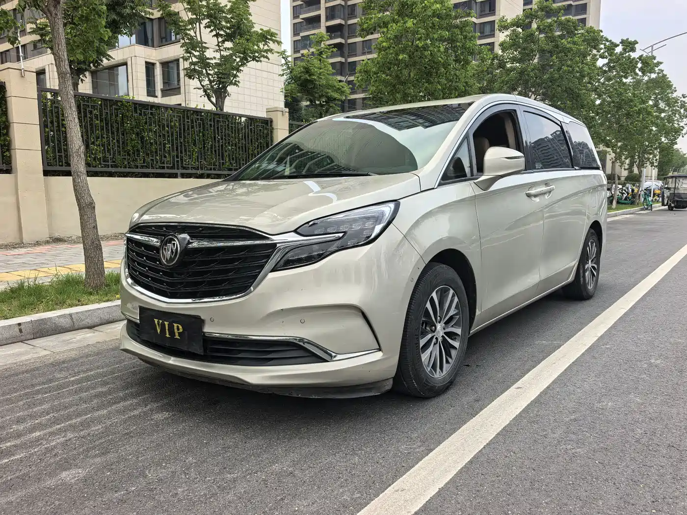 Buick GL8 2020 Model ES Landglory 653T Premium