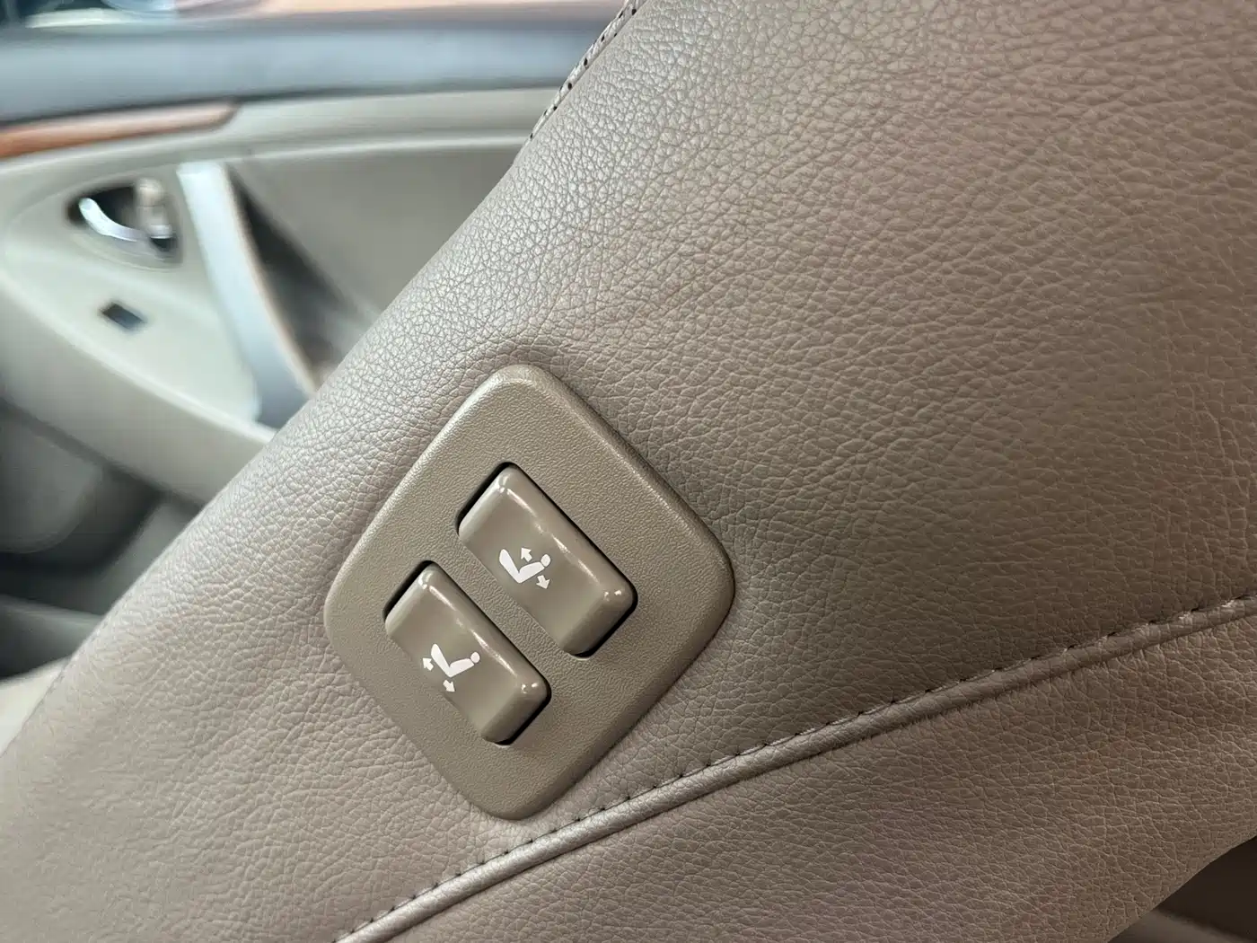 صورة 16 - Toyota Camry