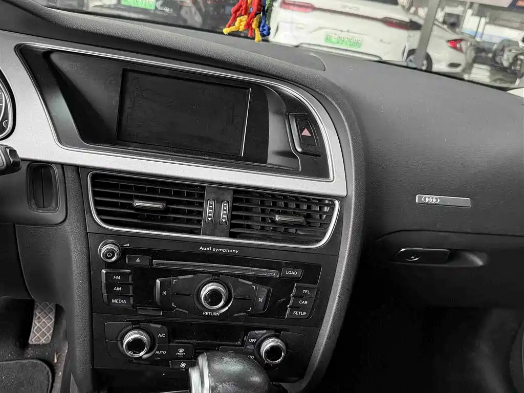 Audi A5 (Import) 2016 Facelift Coupe 45 TFSI Comfort фото 10