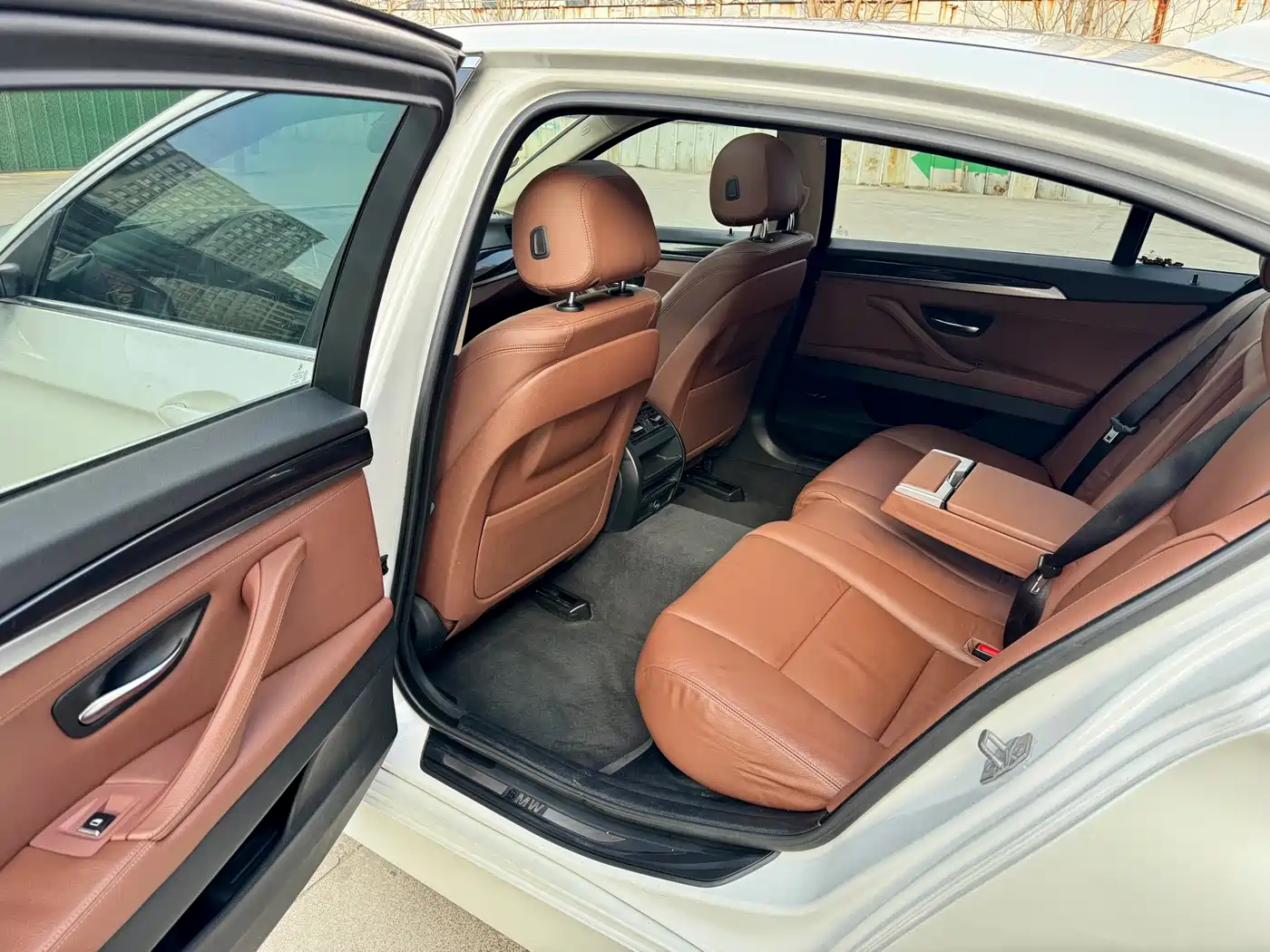 BMW 5 Series 2013 520Li Elegance фото 7