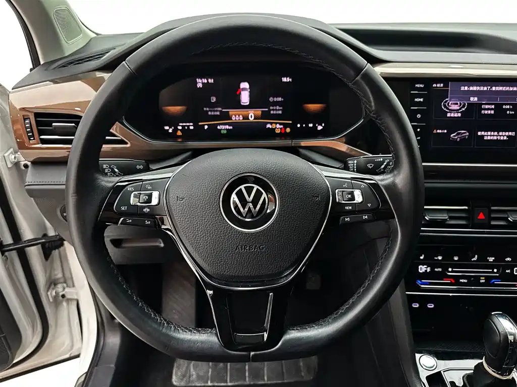 Volkswagen Tharu 2022 280TSI FWD Luxury Edition фото 11